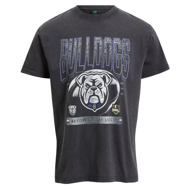 Black t-shirt with bulldog logo on