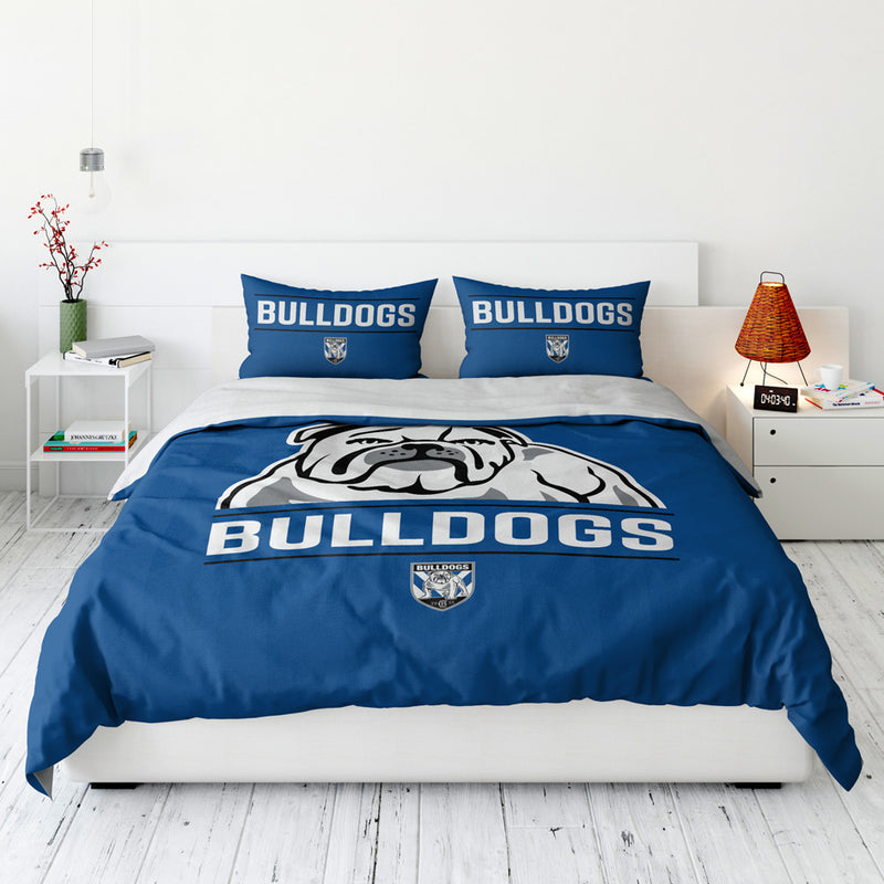 Bedding set with 'Bulldogs' branding